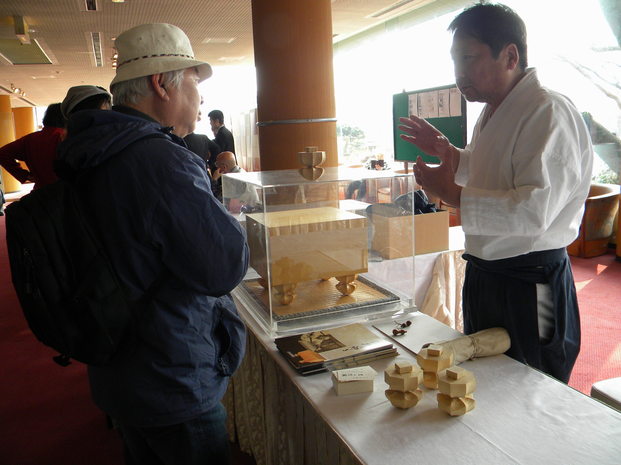 将棋盤を展示し、参加者のみなさまと交流を持てました